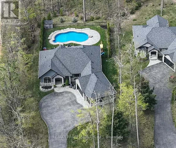 Springwater (snow Valley), ON L9X0H1,21 BOOTHBY CRESCENT