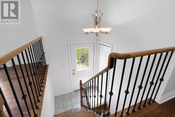 Barrie (north Shore), ON L4M5N8,20 CHIPPAWA COURT