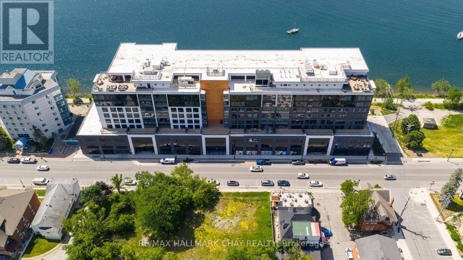 Barrie (lakeshore), ON L4M1B2,185 Dunlop ST East #PH07