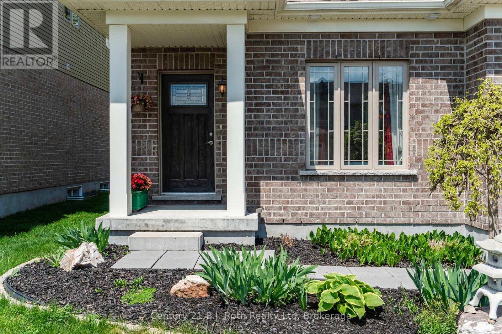 1002 COOK DRIVE, Midland, ON L4R0E4