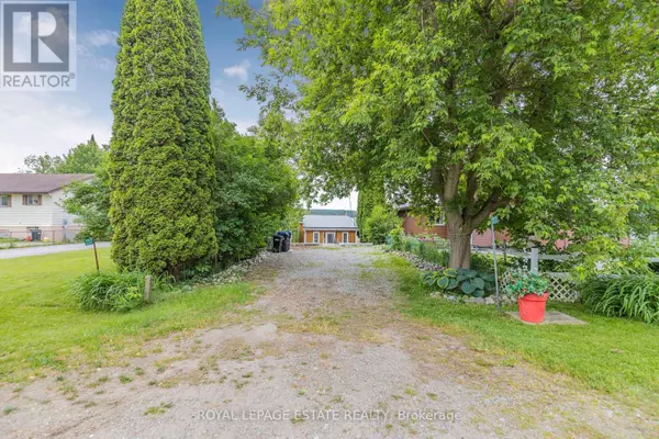 Springwater, ON L0L1P0,2233 NORTH ORR LAKE ROAD
