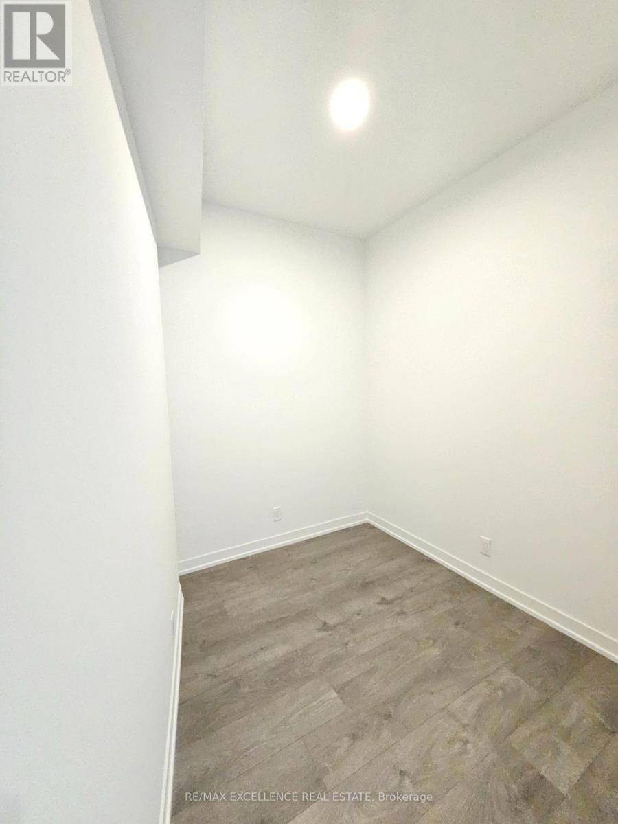 Barrie (city Centre), ON L4N1S9,39 Mary ST #3103