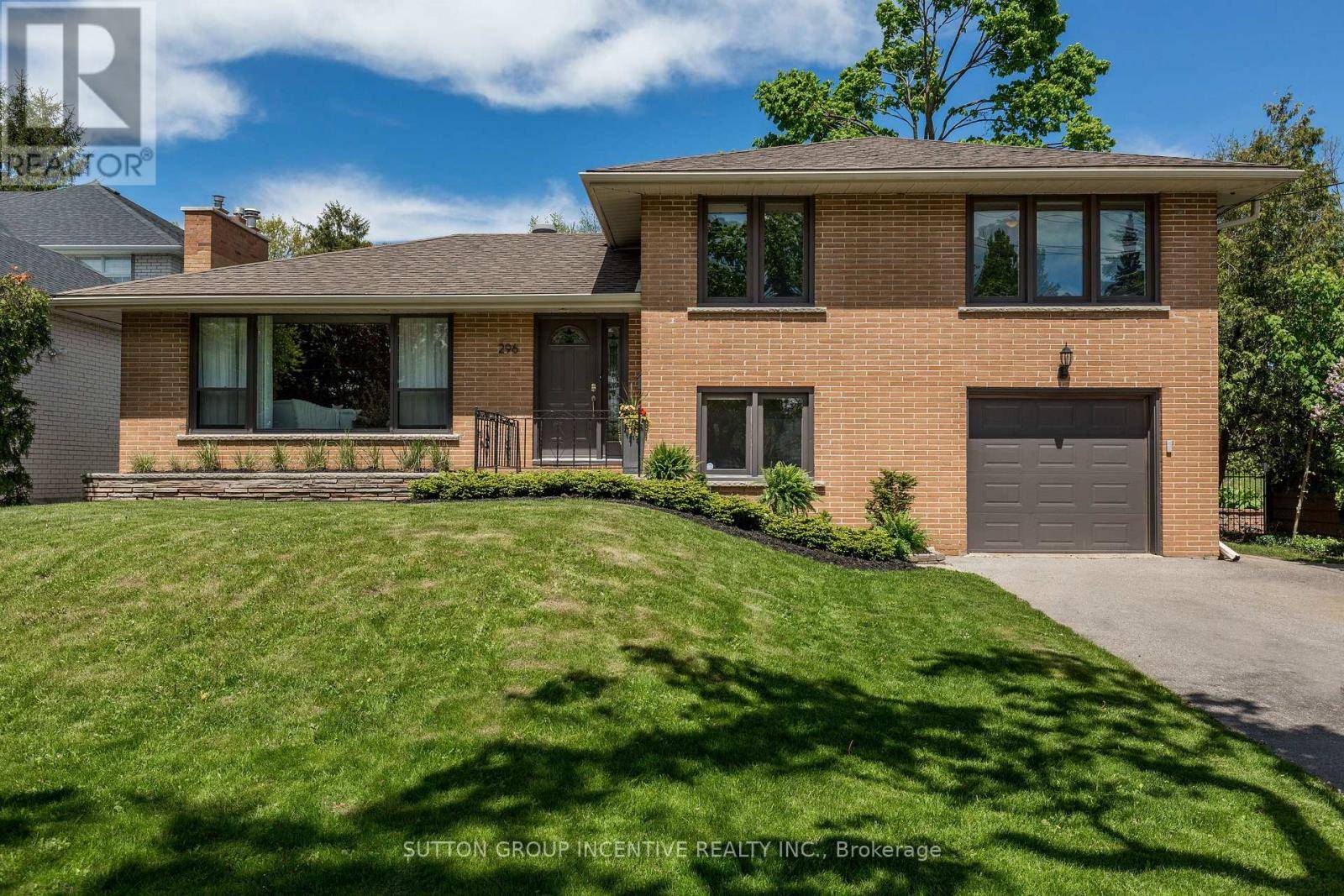 Barrie (codrington), ON L4M1S8,296 CODRINGTON STREET