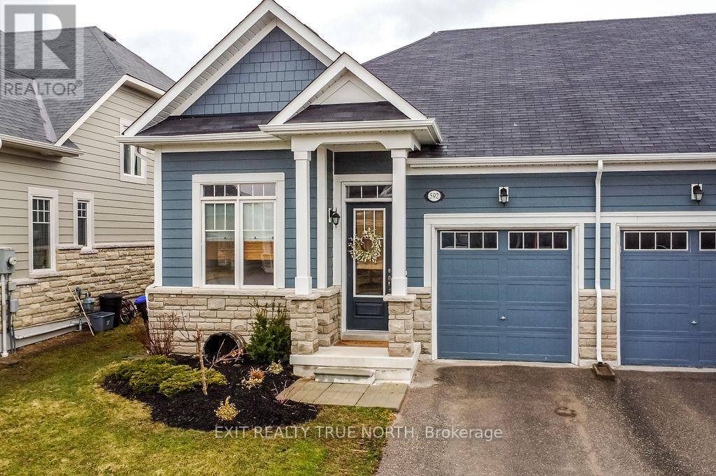 Midland, ON L4R0G4,592 BAYPORT BOULEVARD