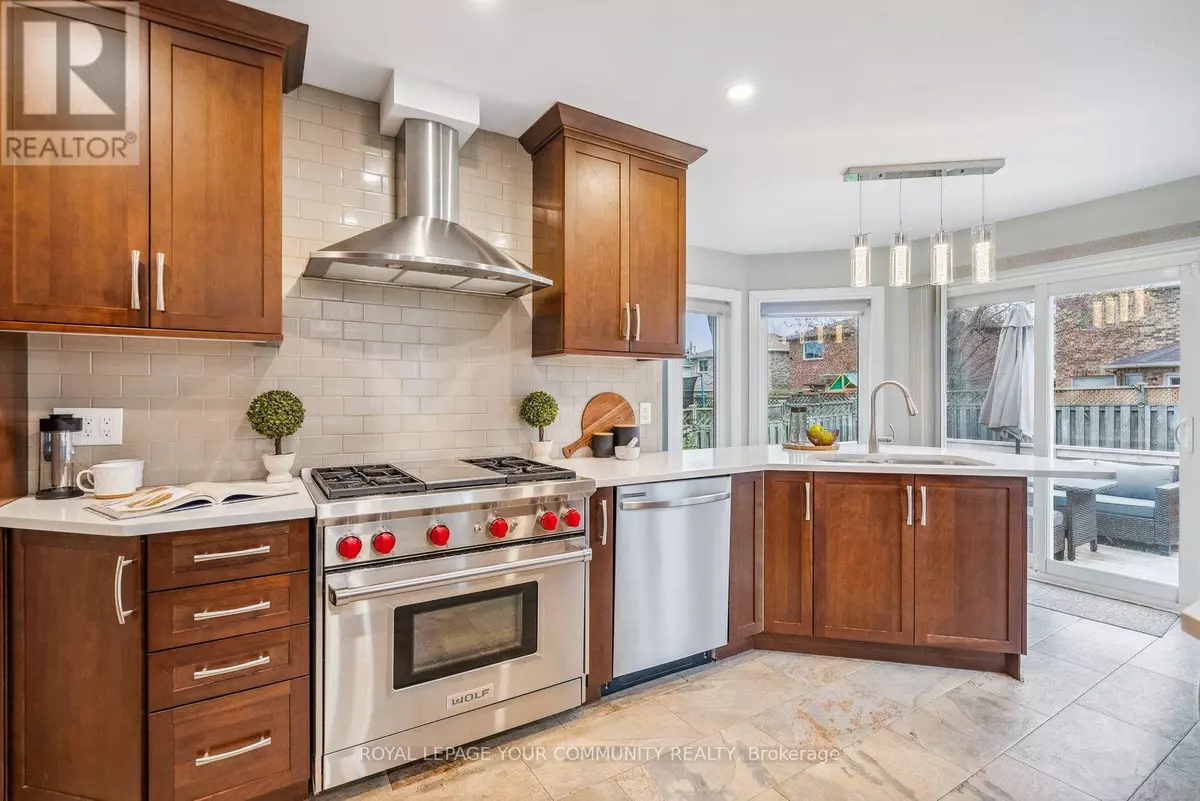 Barrie (west Bayfield), ON L4N6Z8,16 GRASETT CRESCENT