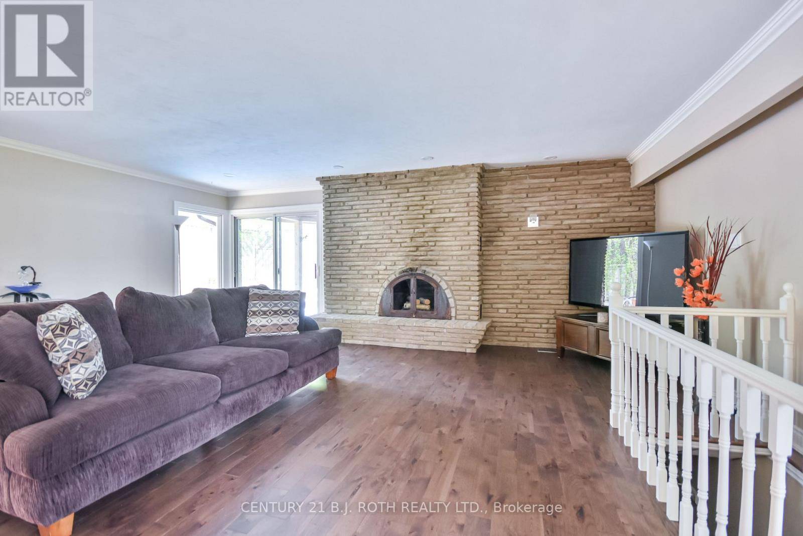 Orillia, ON L3V4B3,61 SECOND STREET