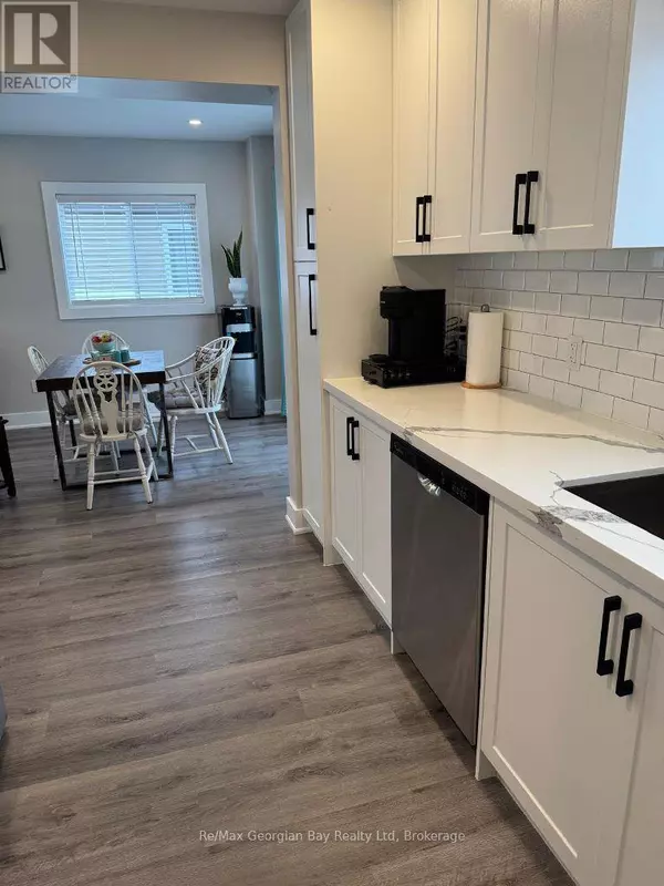 Midland, ON L4R5C1,334 ROSE CRESCENT