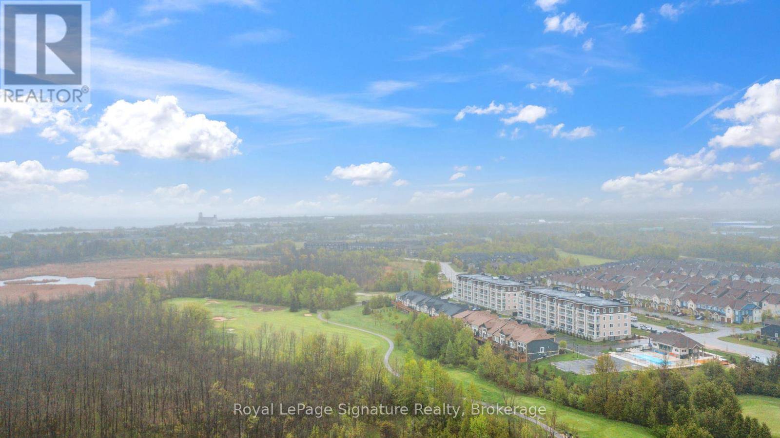 Collingwood, ON L9Y1T3,17 Spooner CRES #102