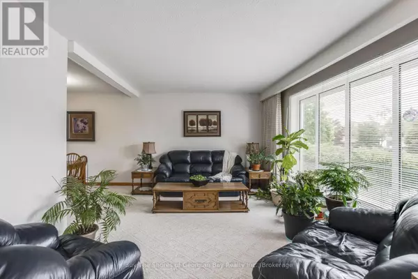 Midland, ON L4R4M2,306 CEDAR STREET