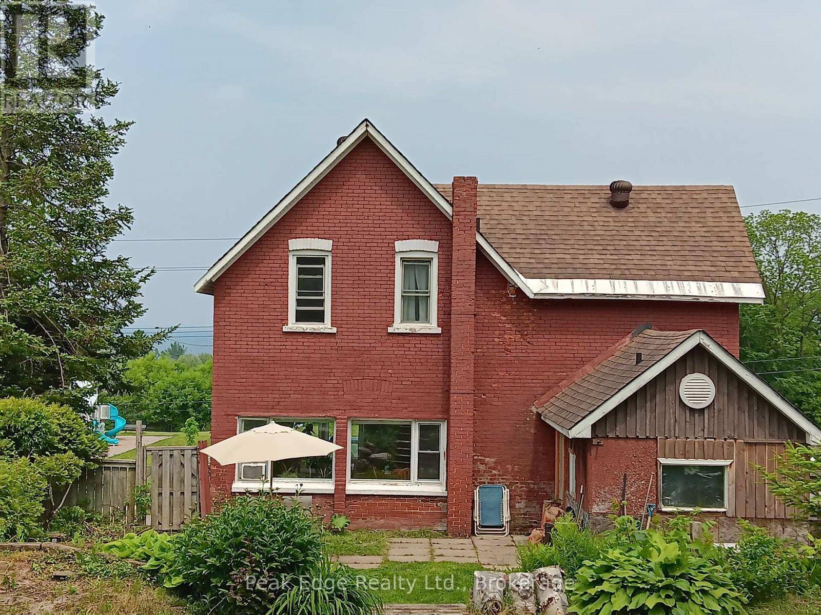 Midland, ON L4R3X2,86 SIXTH STREET
