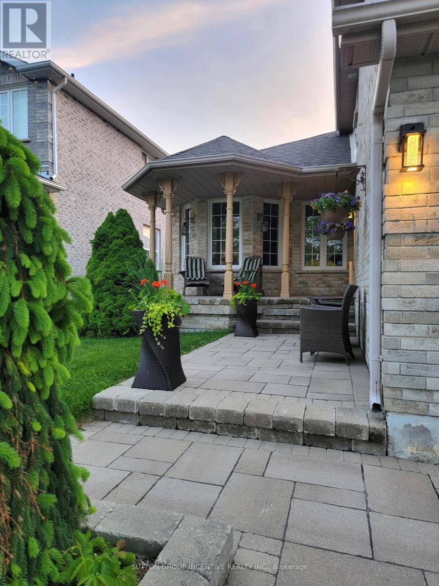 Barrie (holly), ON L4N9M1,92 SUNDEW DRIVE