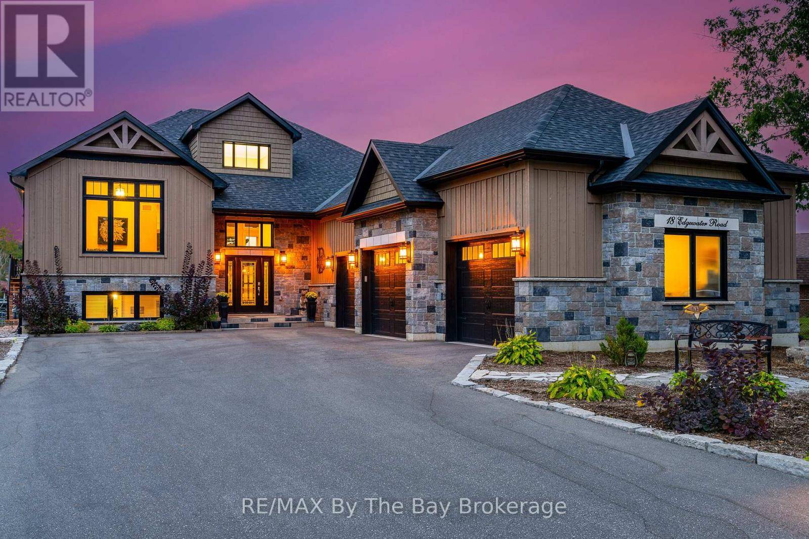 18 EDGEWATER ROAD, Wasaga Beach, ON L9Z2W3