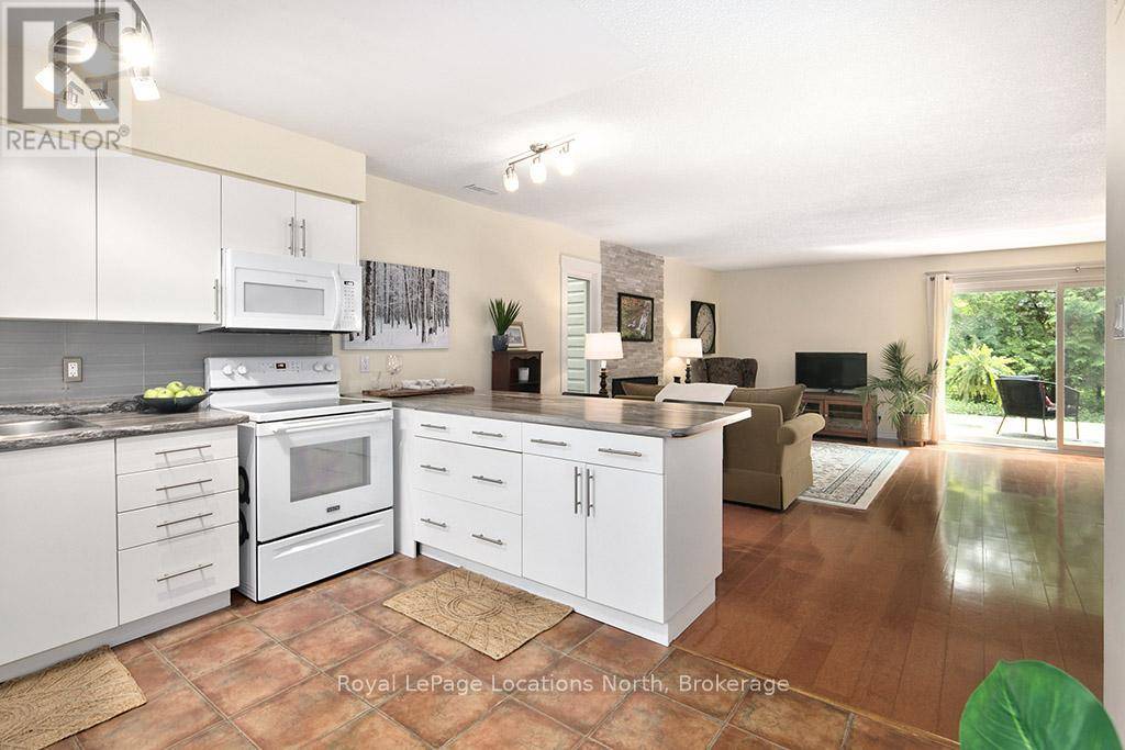 Collingwood, ON L9Y5B4,134 ESCARPMENT CRESCENT