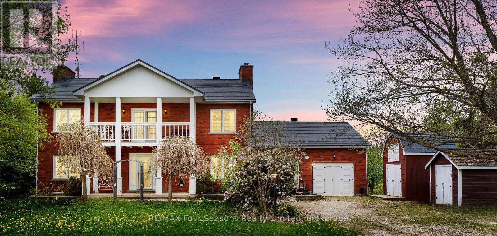 3 SYDENHAM TRAIL E, Clearview, ON L0M1H0