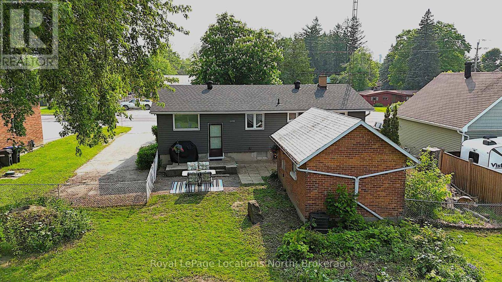 Springwater (minesing), ON L9X2B2,1661 GEORGE JOHNSTON ROAD
