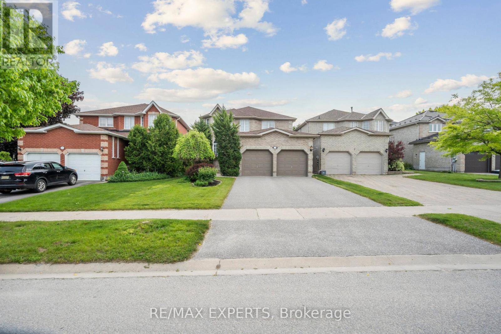 5 KELSEY CRESCENT, Barrie (ardagh), ON L4N0J7