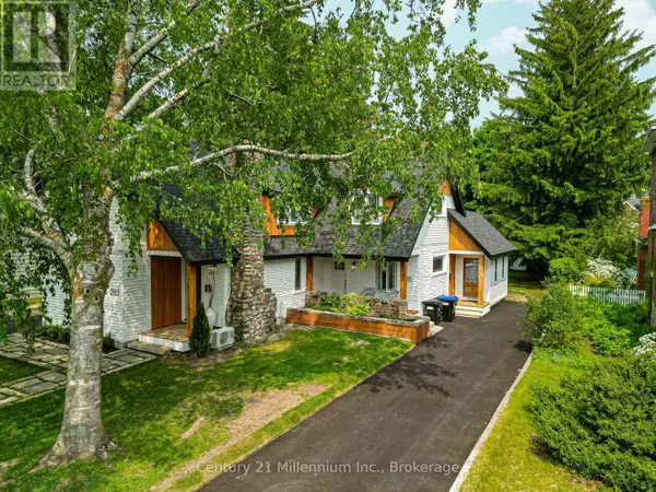 Collingwood, ON L9Y2R3,285 MAPLE STREET