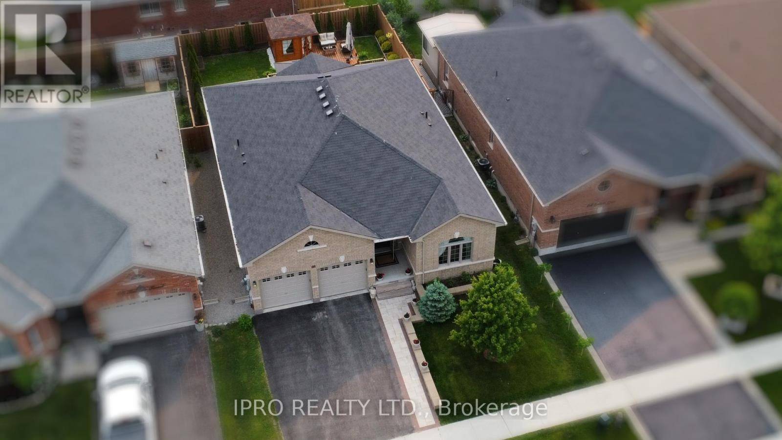 66 BELLISLE ROAD, Penetanguishene, ON L9M0V6