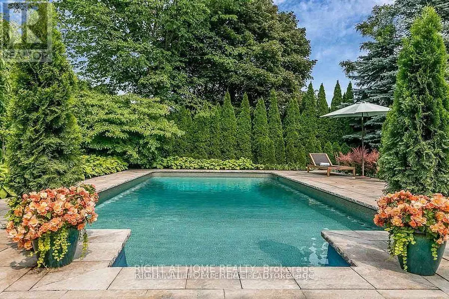 Barrie (codrington), ON L4M4N6,127 PUGET STREET