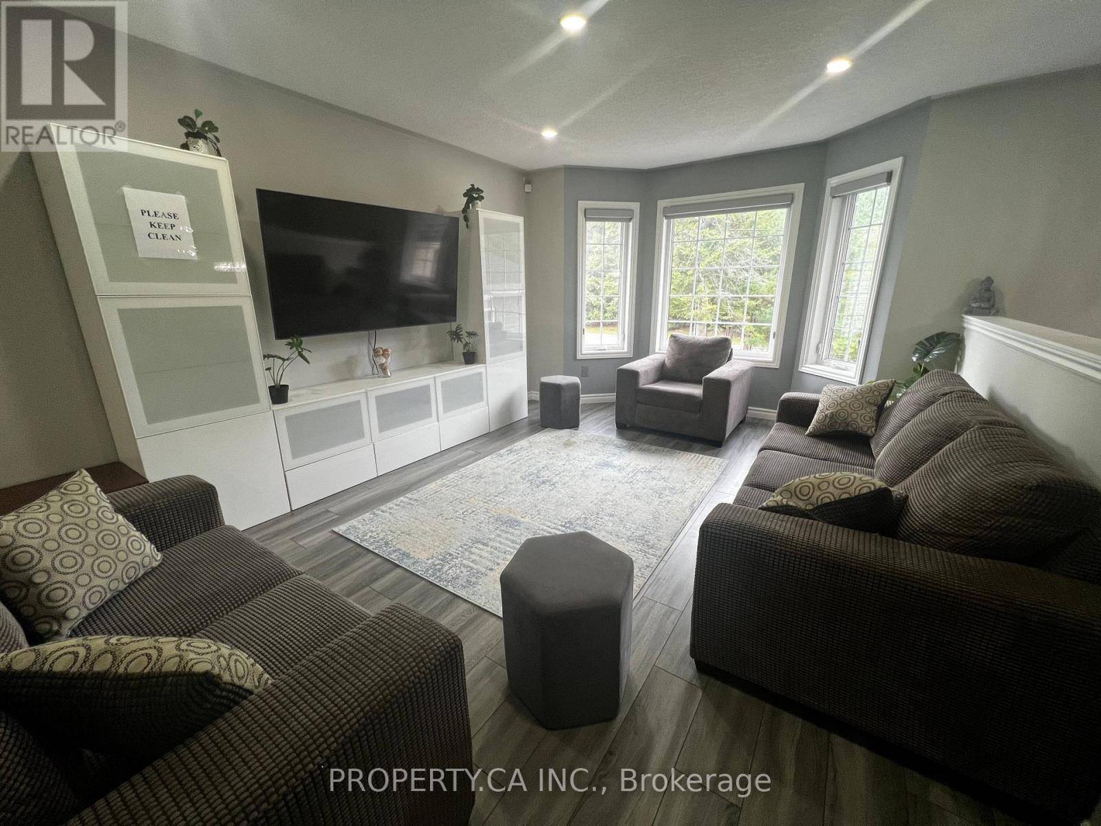 Wasaga Beach, ON L9Z2Z8,59 LEE STREET