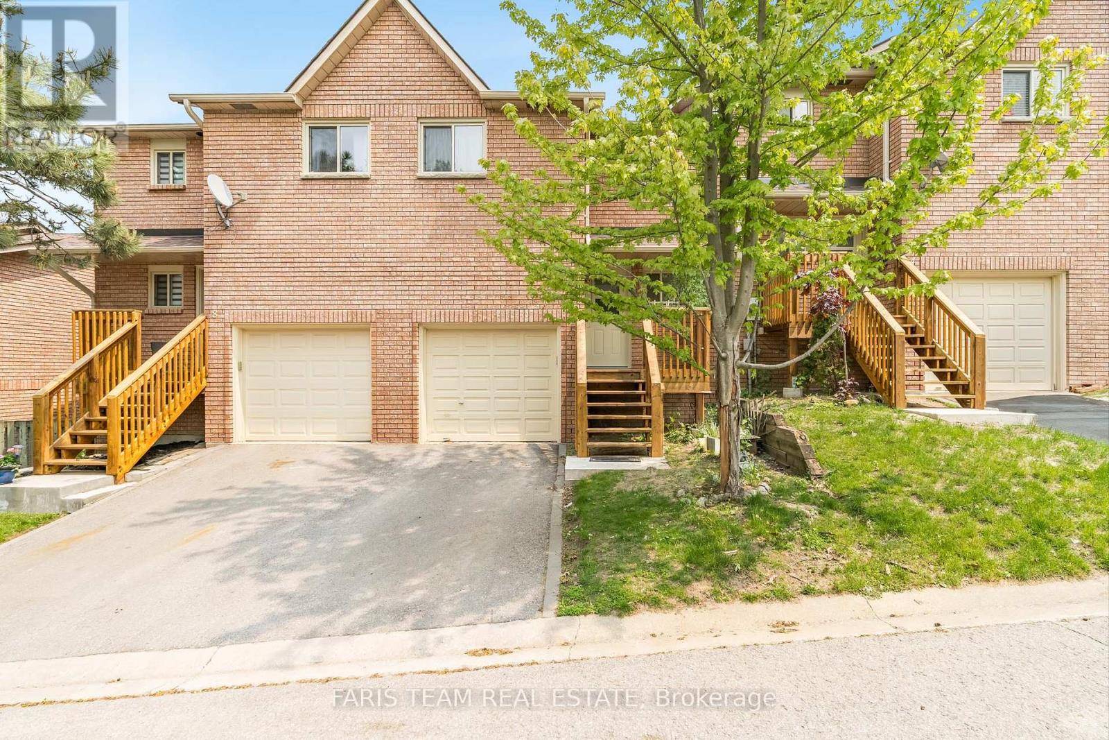 6 PHEASANT TRAIL, Barrie (ardagh), ON L4N6W4
