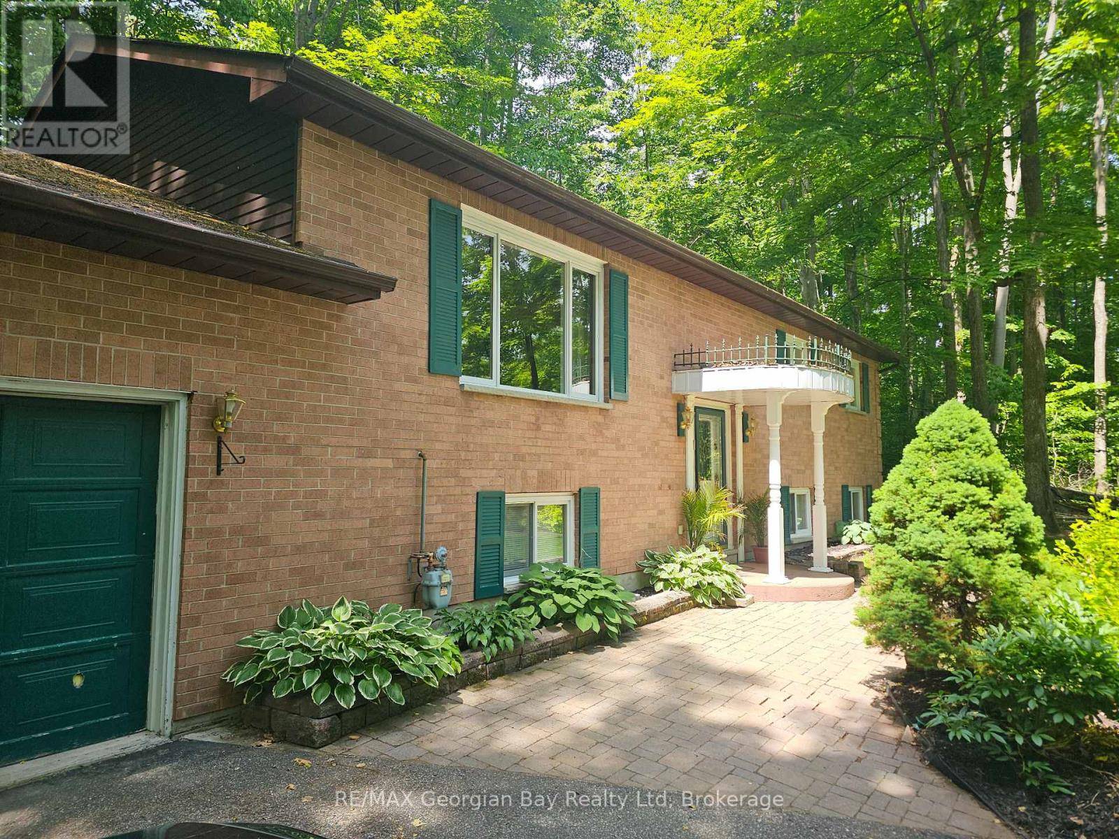 Tiny, ON L9M1R2,31 LAKEVIEW CRESCENT