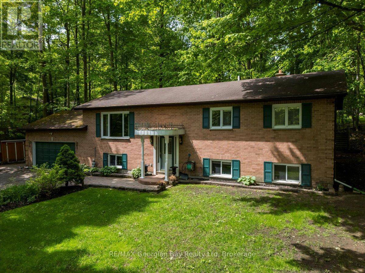 Tiny, ON L9M1R2,31 LAKEVIEW CRESCENT