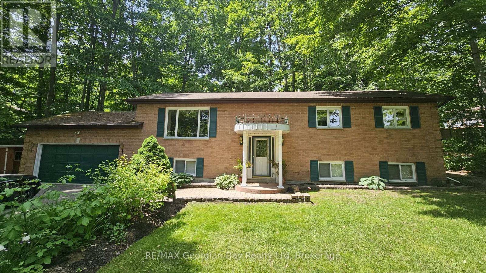 Tiny, ON L9M1R2,31 LAKEVIEW CRESCENT