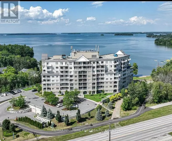 354 Atherley RD #102, Orillia, ON L3V0B8