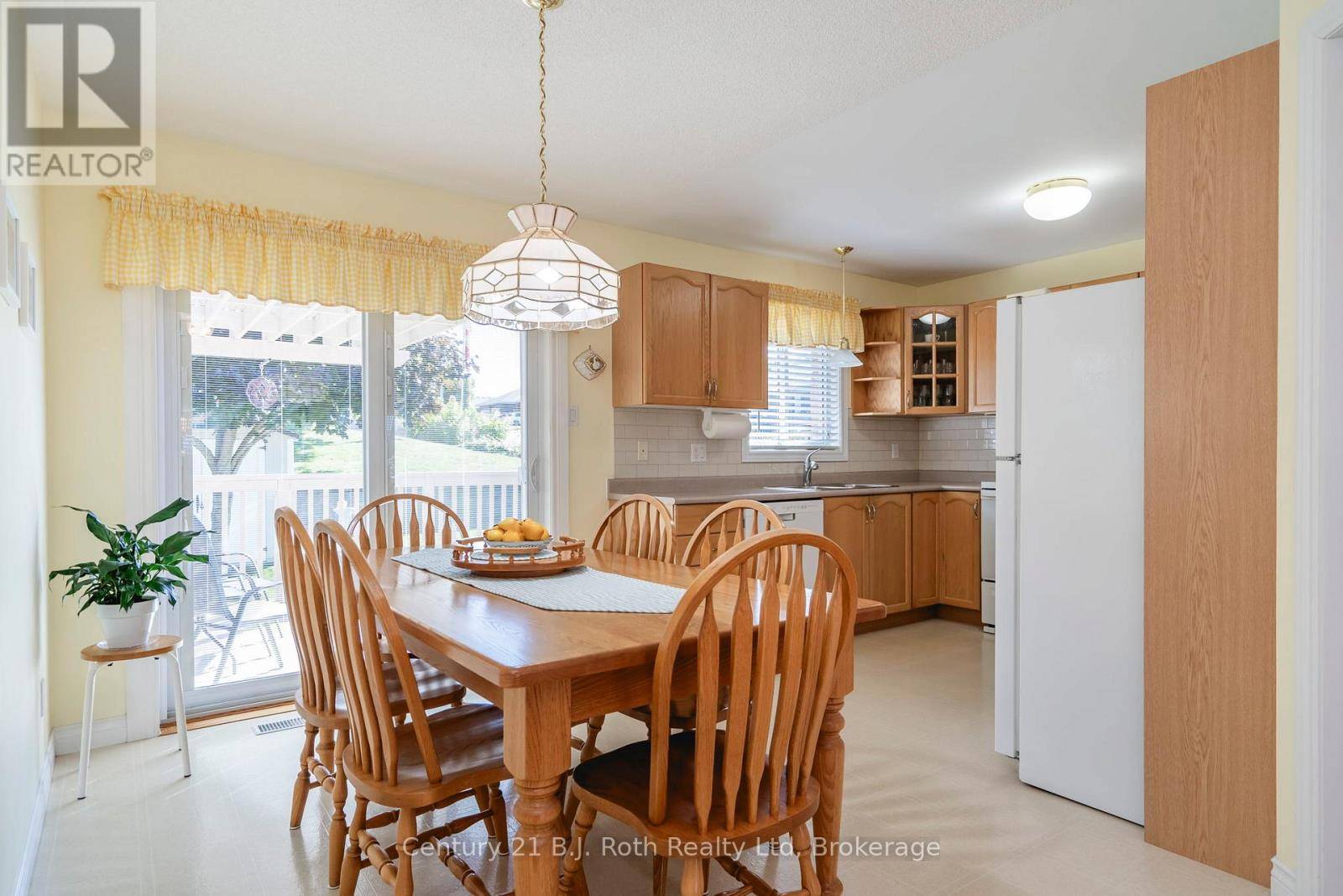 Penetanguishene, ON L9M2G6,2 CHARLES STREET