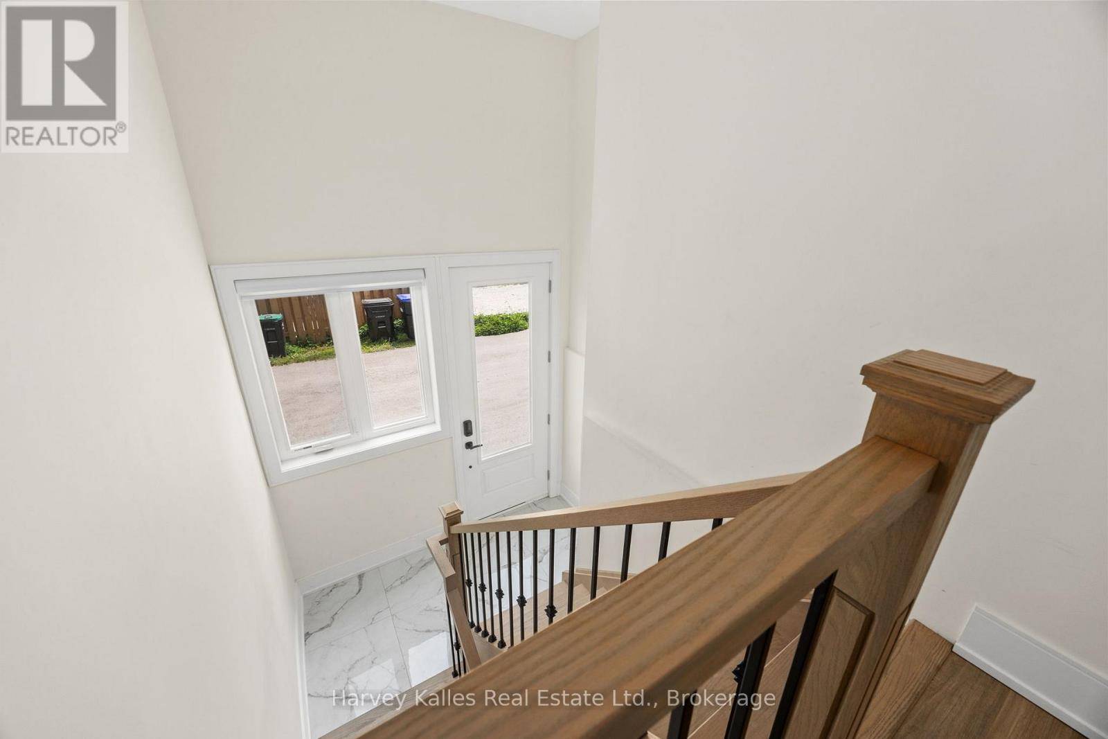 Collingwood, ON L9Y2B2,297 Seventh ST #Unit C