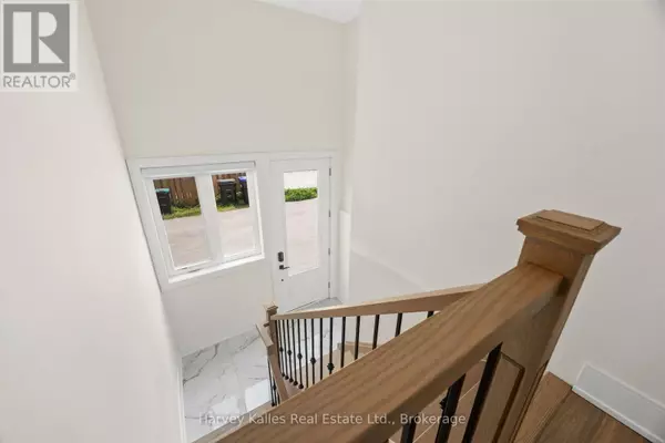 Collingwood, ON L9Y2B2,297 Seventh ST #Unit C