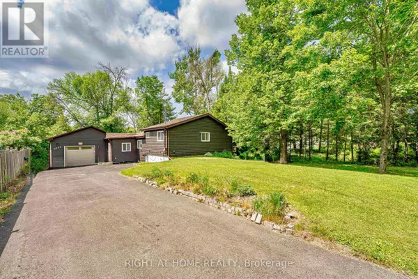 Severn, ON L0K2B0,5171 SEVERN PINES CRESCENT