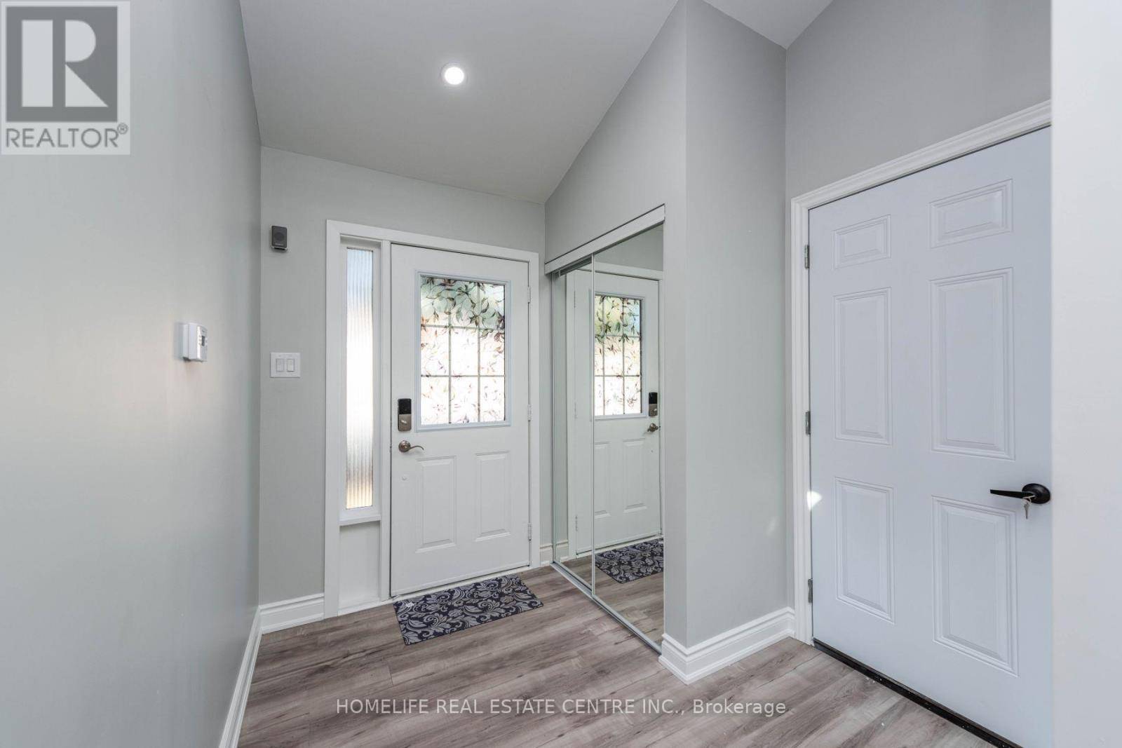 Barrie (letitia Heights), ON L4N5L6,79 FOX RUN
