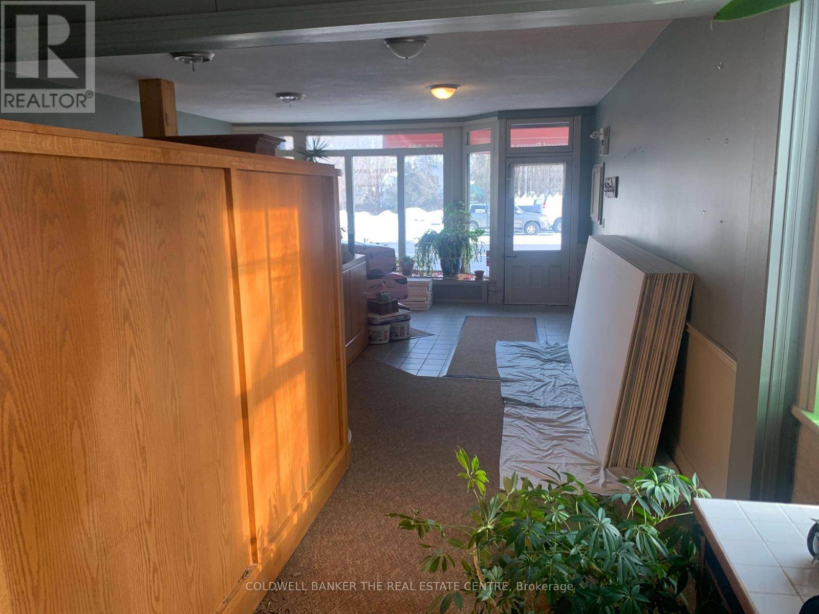Springwater (hillsdale), ON L0L1V0,4570 Penetanguishene RD #UNIT #1