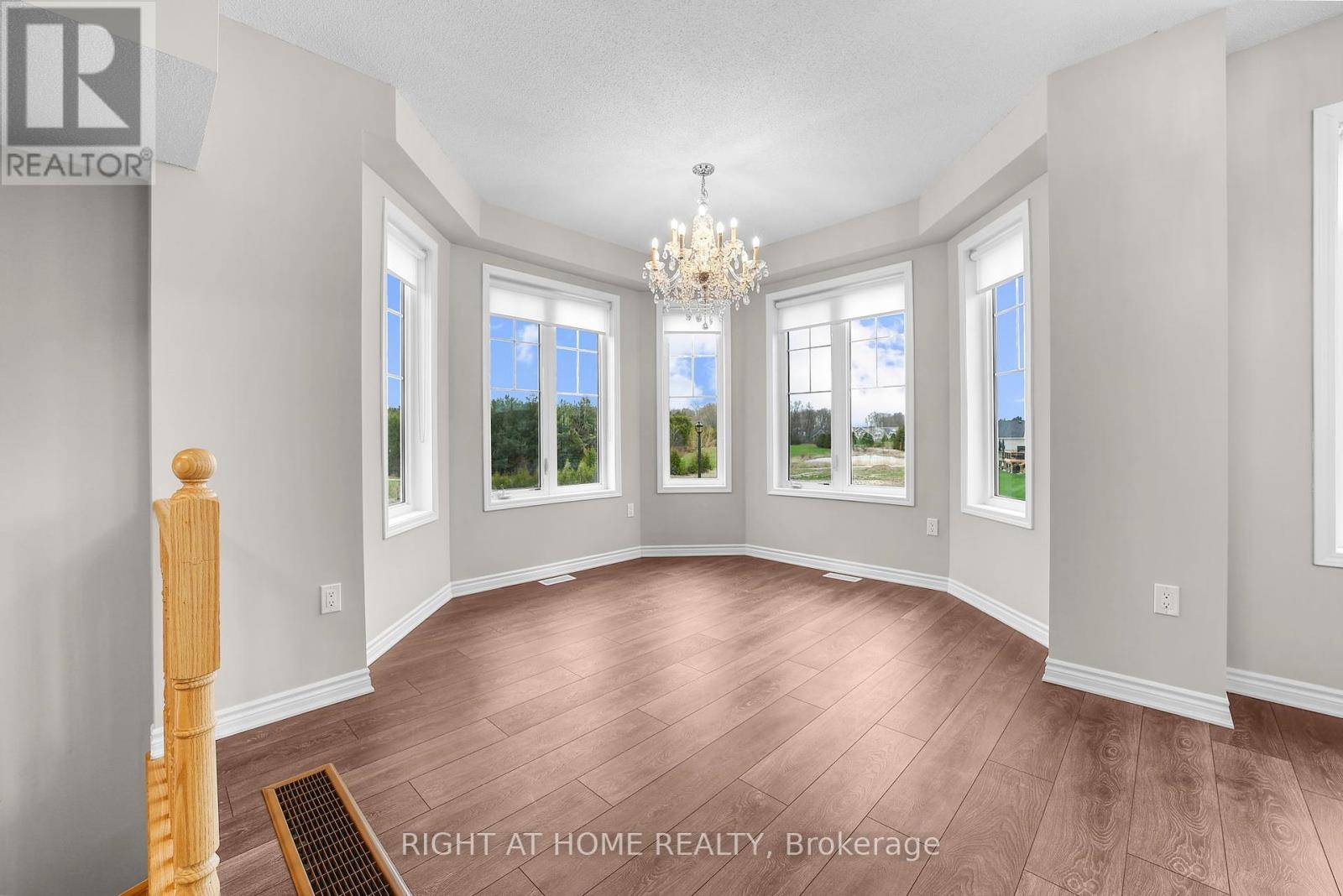 Wasaga Beach, ON L9Z0K1,8 SPENCER BOULEVARD