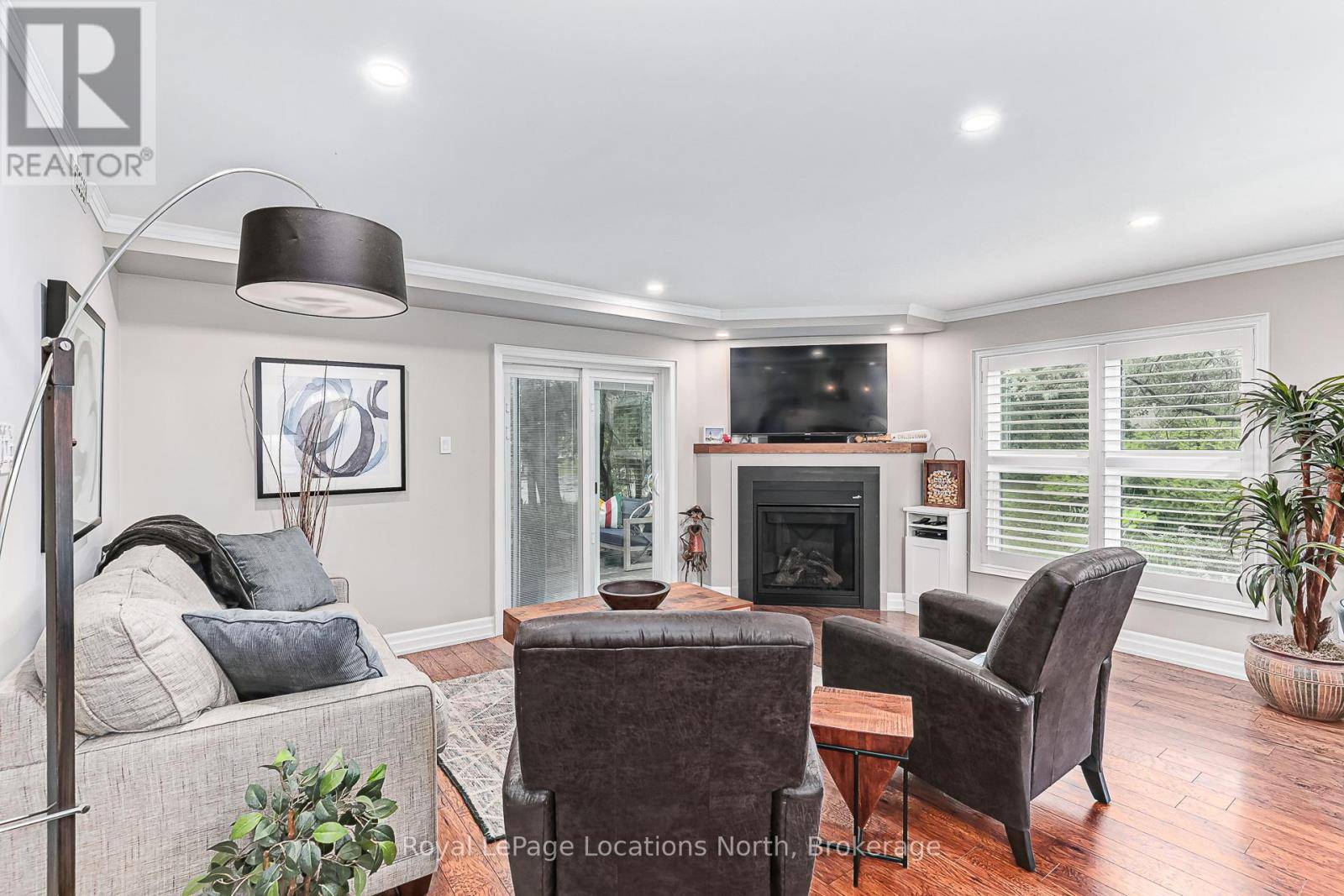 Collingwood, ON L9Y5C7,423 MARINERS WAY