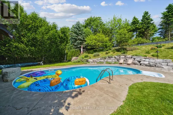 Springwater (hillsdale), ON L0L1V0,20 MCFADDEN DRIVE