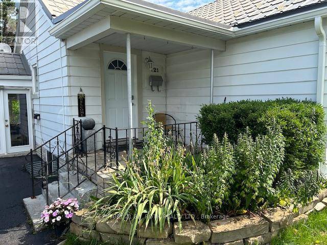 Barrie (allandale), ON L4N2P8,121 CUMBERLAND STREET