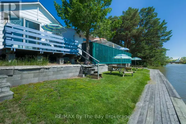 Wasaga Beach, ON L9Z2K1,169 MOSLEY STREET