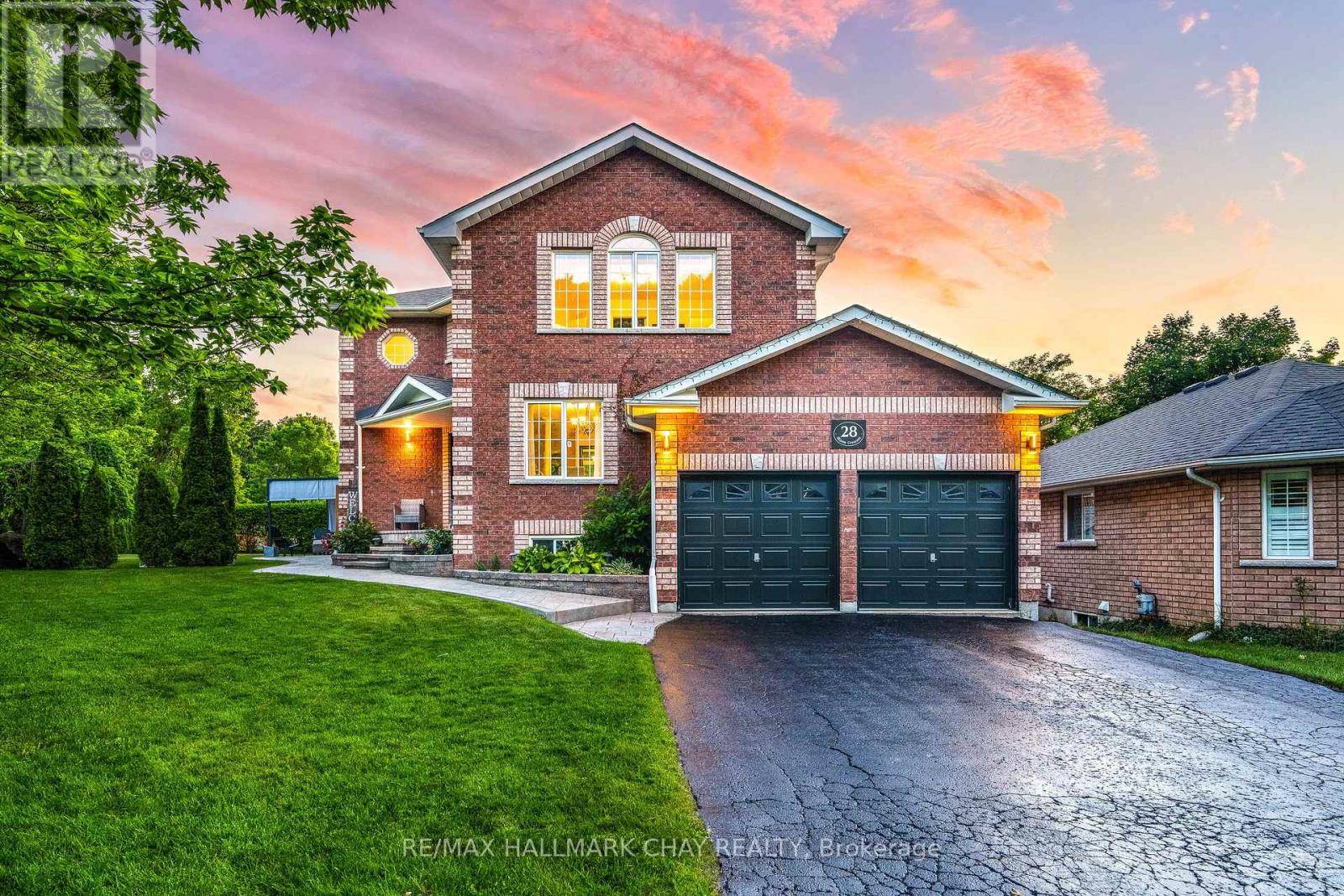 28 BLOOM CRESCENT, Barrie (ardagh), ON L4N0S8