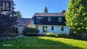 Clearview (nottawa), ON L0M1P0,11 BLACKBURN AVENUE