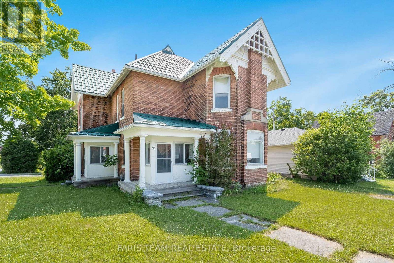 Orillia, ON L3V2B5,9 BORLAND STREET E
