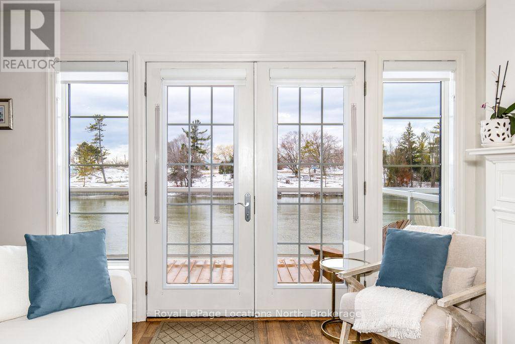 Wasaga Beach, ON L9Z2L1,64 RIVER RD East #3