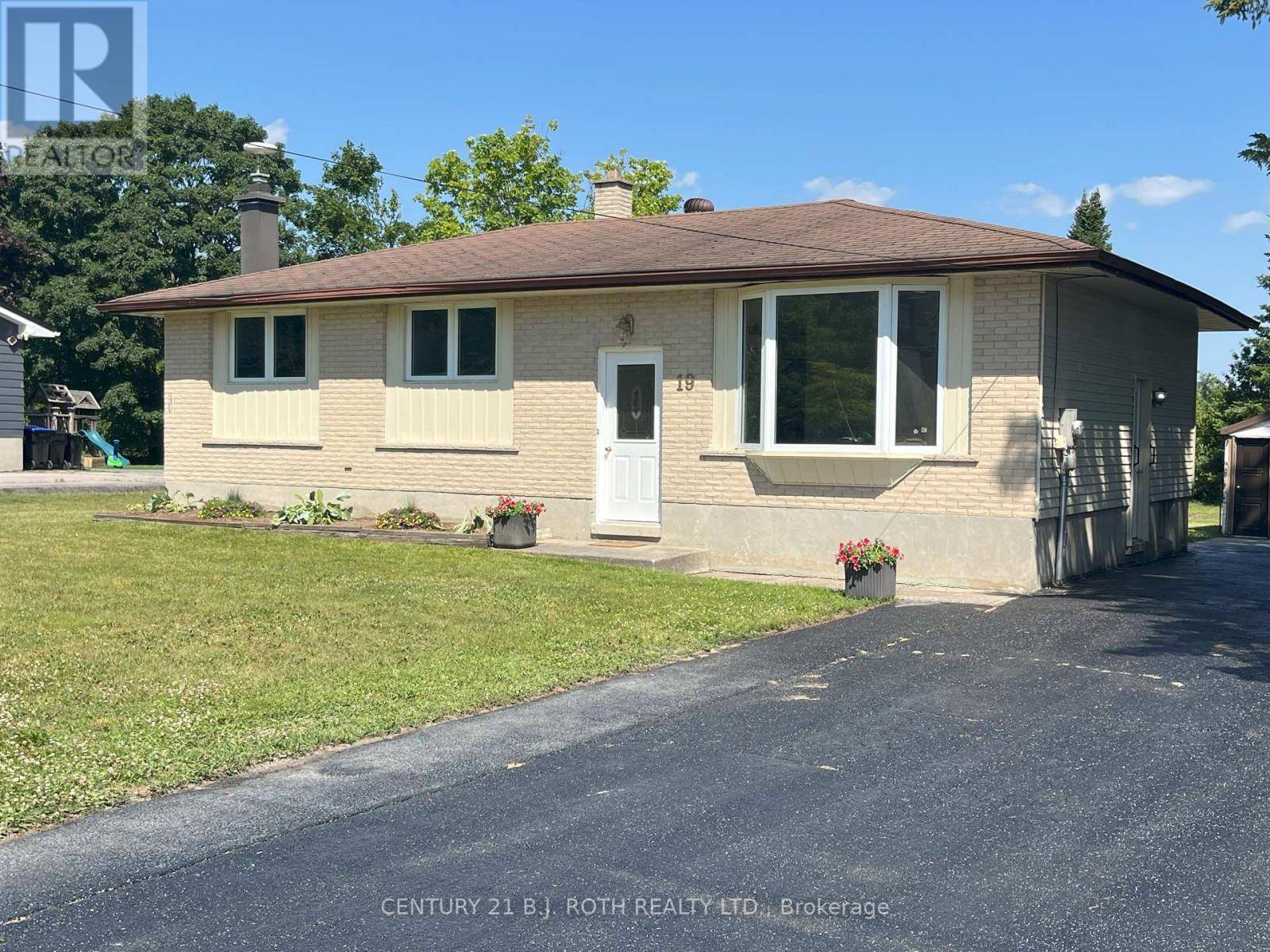 19 FINLAY MILL ROAD, Springwater (midhurst), ON L0L1X1