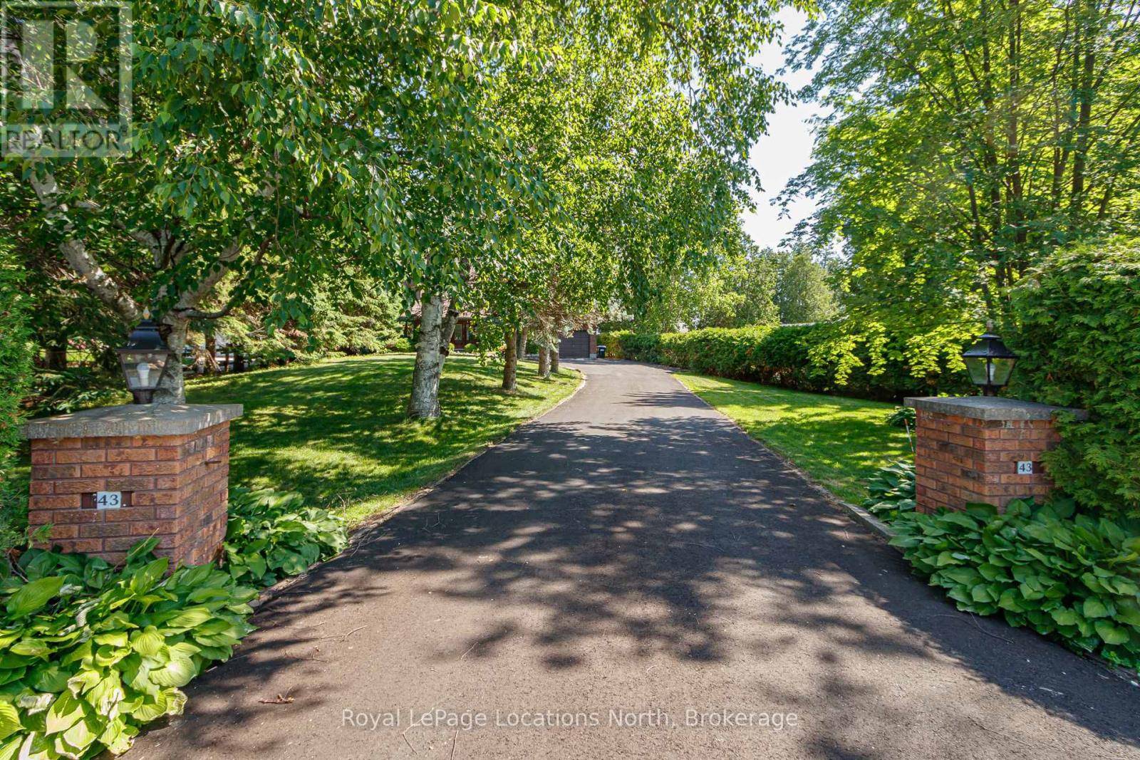 Collingwood, ON L9Y5P3,43 GEORGIAN MANOR DRIVE