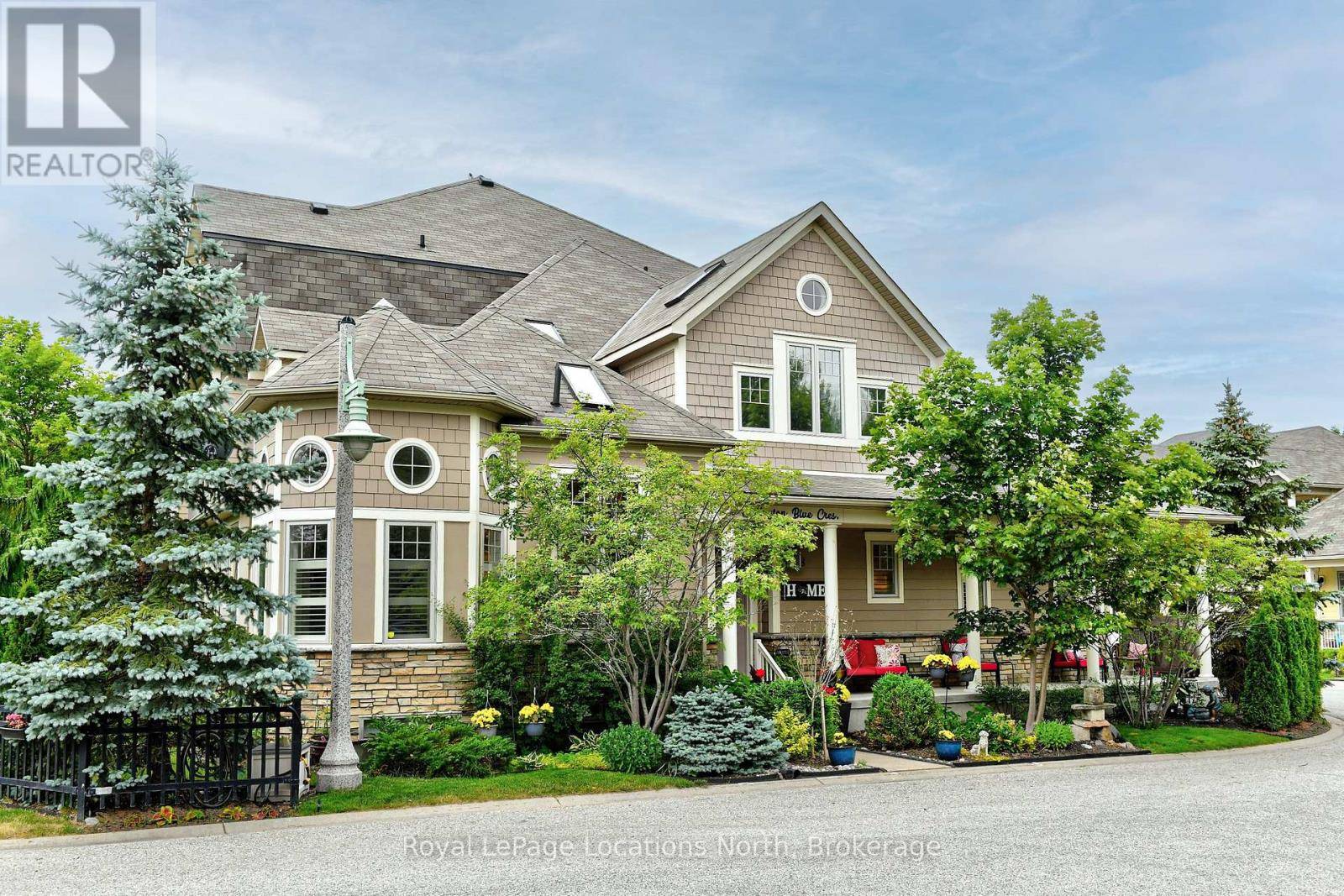 8 COVINGTON BLUE CRESCENT, Wasaga Beach, ON L9Z0E4