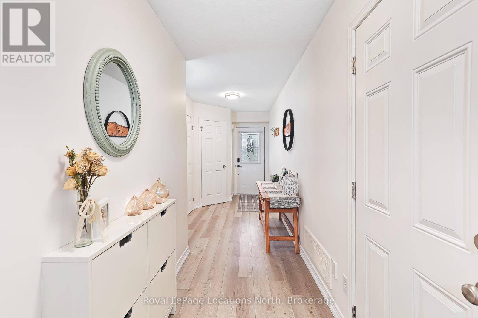 Collingwood, ON L9Y0E7,31 BARR STREET