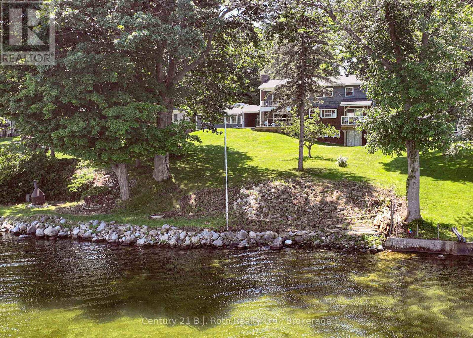 330 BAY STREET, Orillia, ON L3V3X4