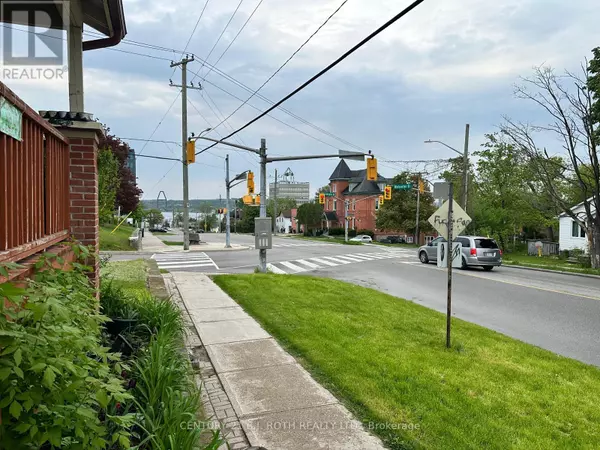 Barrie (city Centre), ON L4M3M7,99 MULCASTER STREET